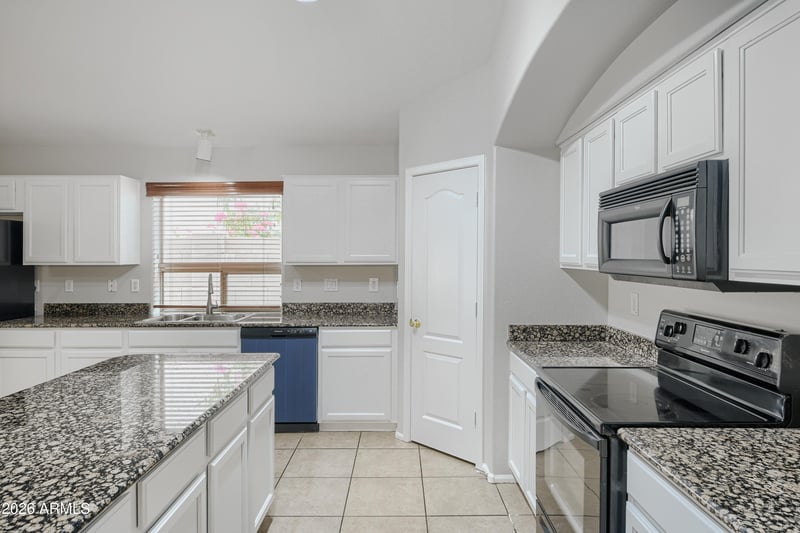 29101 Mountain View Rd, San Tan Valley, AZ 85143