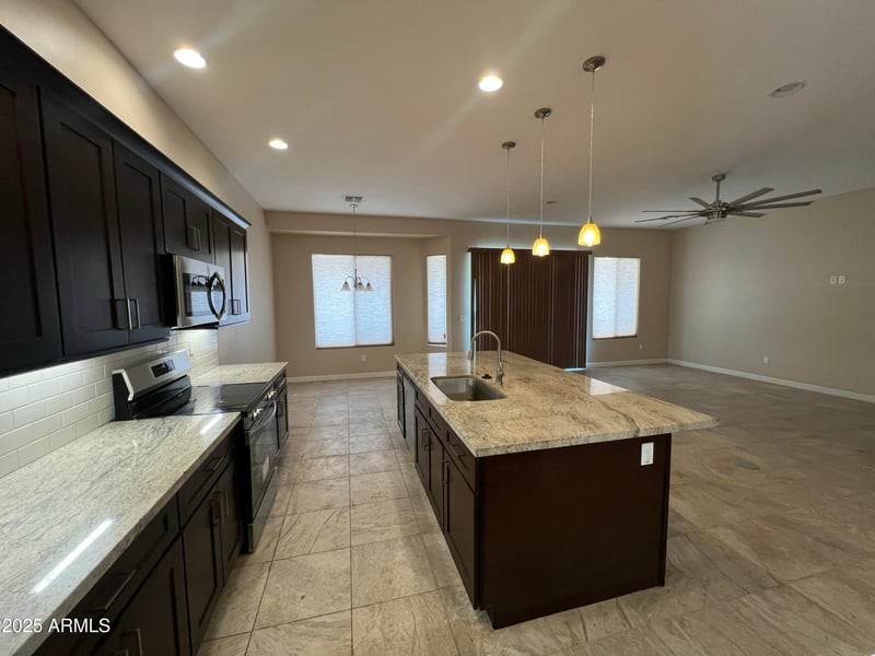 29109 227th Dr, Wittmann, AZ 85361