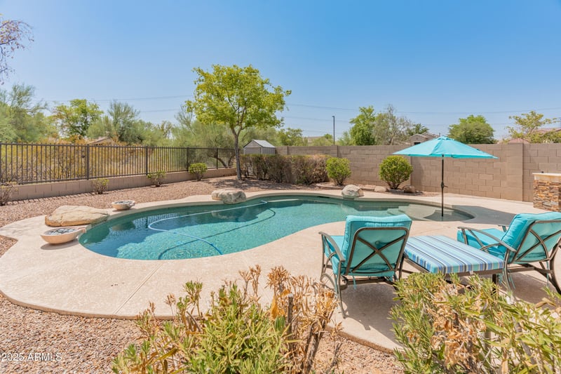2911 Quiet Hollow Ln, Phoenix, AZ 85024