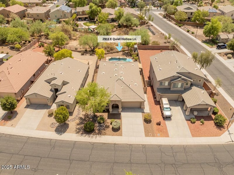 2911 Quiet Hollow Ln, Phoenix, AZ 85024
