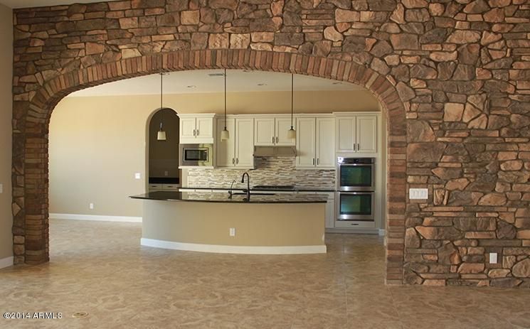 2912 E Harwell Rd, Phoenix, AZ 85042