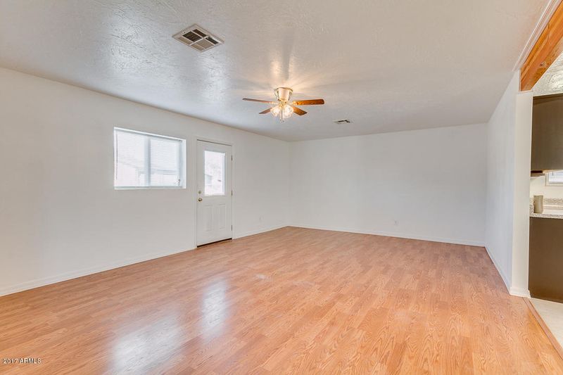 2912 N 50th Ave, Phoenix, AZ 85031