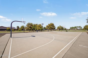 2912 W Hidalgo Ave, Phoenix, AZ 85041