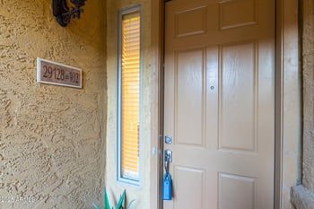 29128 22nd Ave #102, Phoenix, AZ 85085