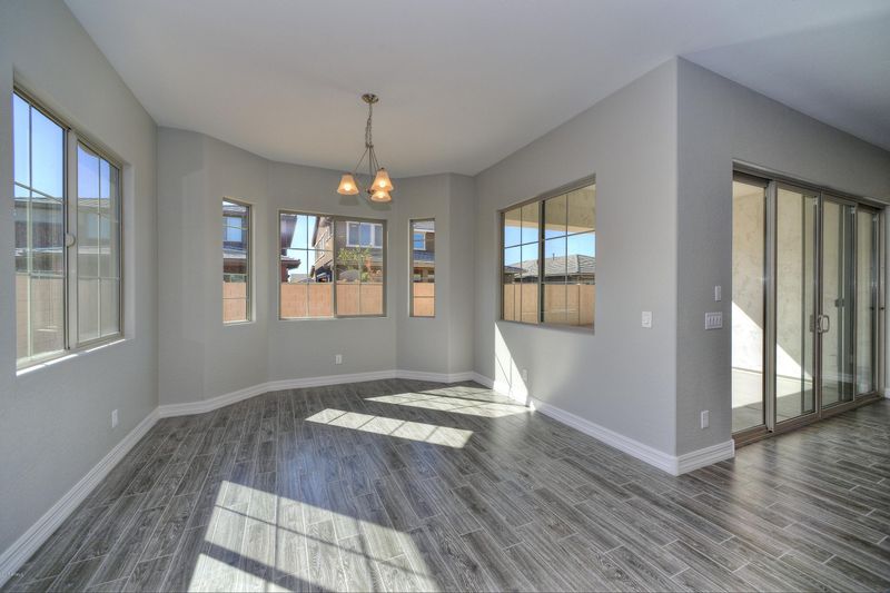 2913 E Bloomfield Pw, Gilbert, AZ 85296