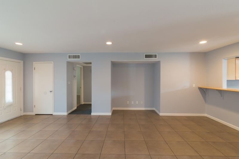 2913 E Javelina Ave, Mesa, AZ 85204
