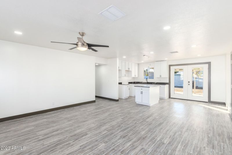 2913 W Charter Oak Rd, Phoenix, AZ 85029