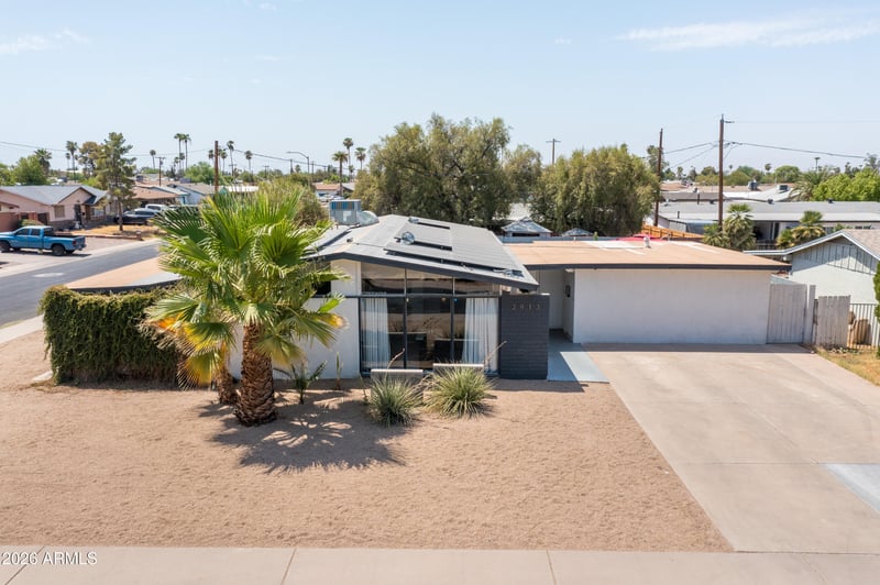 2913 W Madras Ln, Phoenix, AZ 85053
