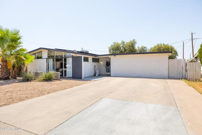 2913 W Madras Ln, Phoenix, AZ 85053