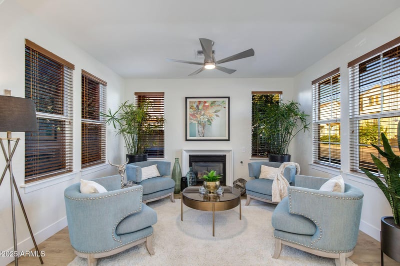 2914 48th Pl, Phoenix, AZ 85018