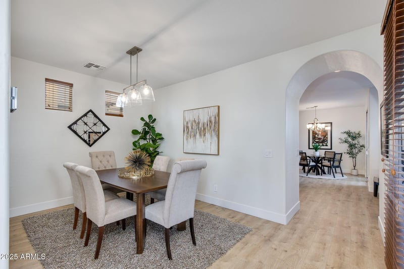 2914 48th Pl, Phoenix, AZ 85018