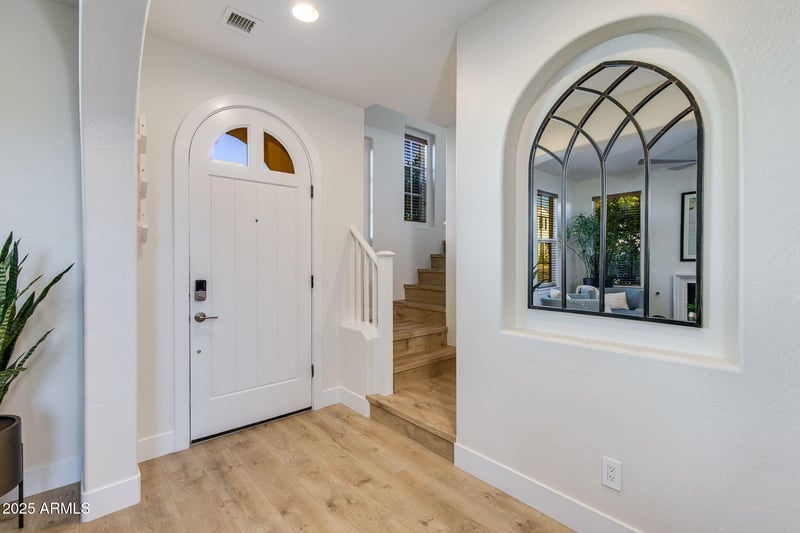 2914 48th Pl, Phoenix, AZ 85018