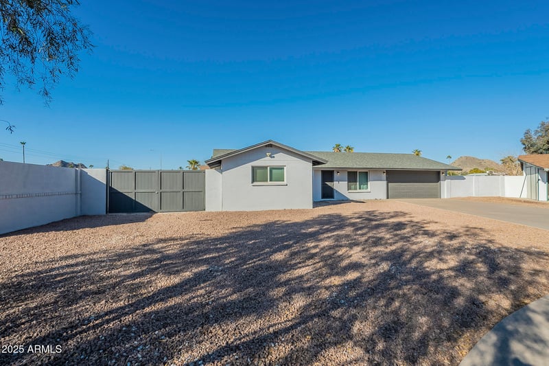 2914 Cactus Rd, Phoenix, AZ 85032