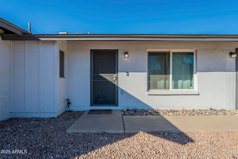 2914 Cactus Rd, Phoenix, AZ 85032