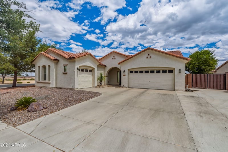 2914 E Coconino Dr, Gilbert, AZ 85298