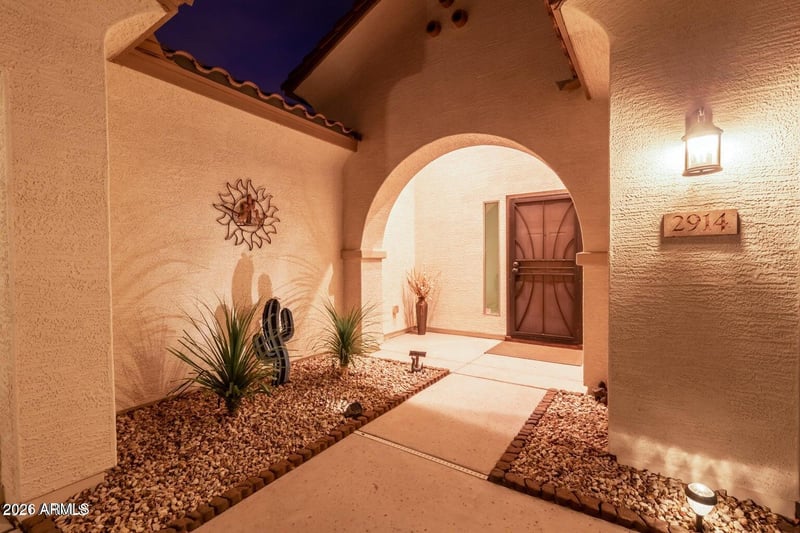 2914 E Coconino Dr, Gilbert, AZ 85298