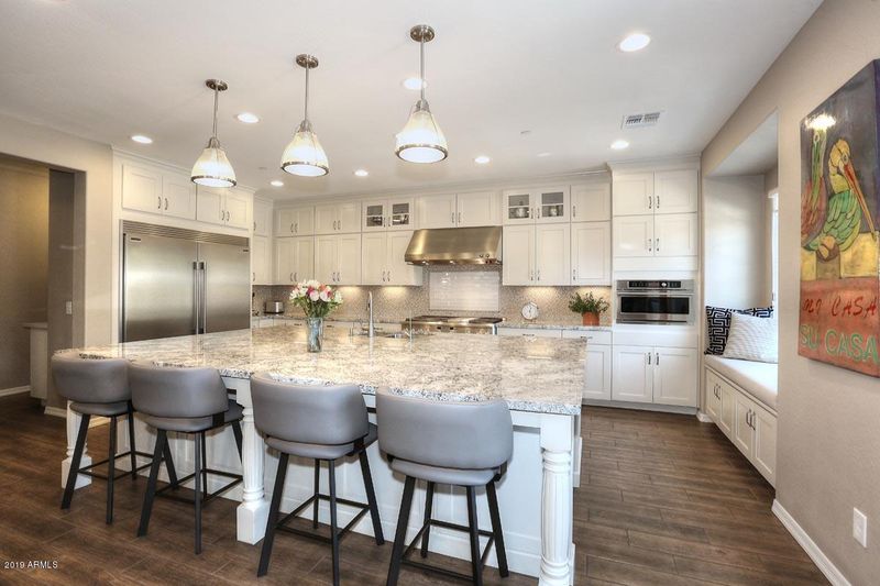 2914 E Minnezona Ave, Phoenix, AZ 85016