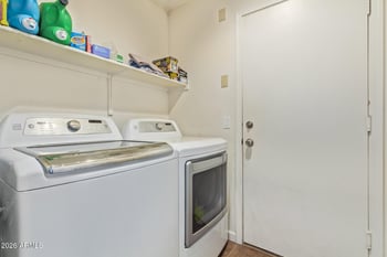 2914 Windsong Dr, Phoenix, AZ 85048