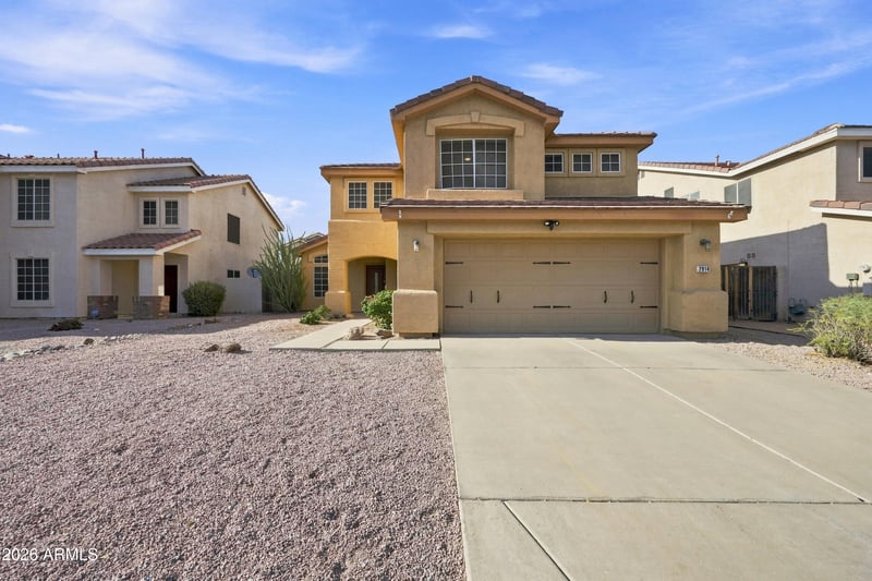 2914 Windsong Dr, Phoenix, AZ 85048
