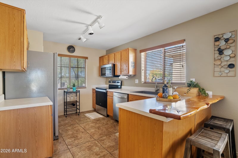 29149 Yellow Bee Dr, San Tan Valley, AZ 85143