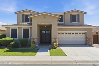 2915 Russell St, Mesa, AZ 85213