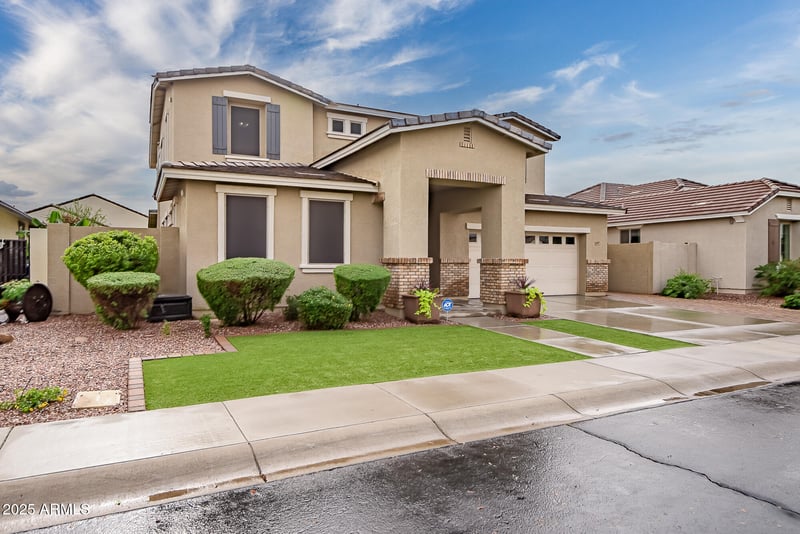 2915 Russell St, Mesa, AZ 85213