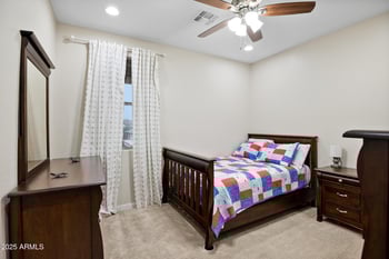 2915 Russell St, Mesa, AZ 85213