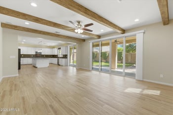 2915 Russell St, Mesa, AZ 85213