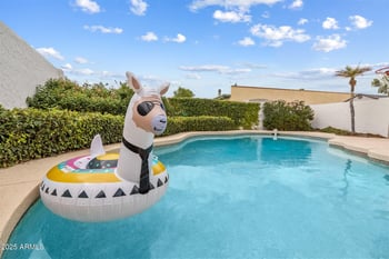 2915 Vista Dr, Phoenix, AZ 85032