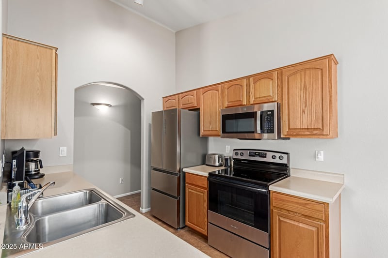29151 Lilly Ln, San Tan Valley, AZ 85143