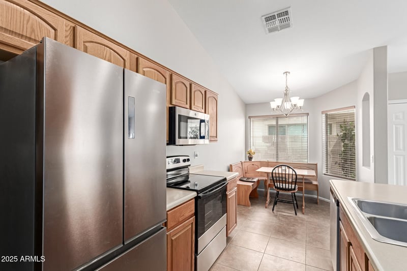 29151 Lilly Ln, San Tan Valley, AZ 85143