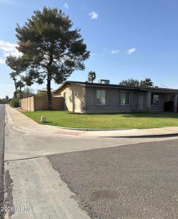 2916 87th Ln, Phoenix, AZ 85037