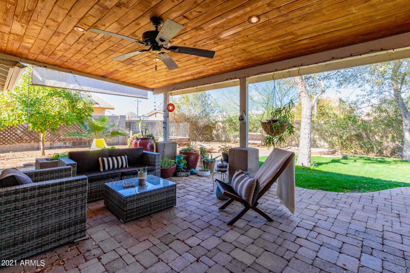 2916 E Cannon Dr, Phoenix, AZ 85028