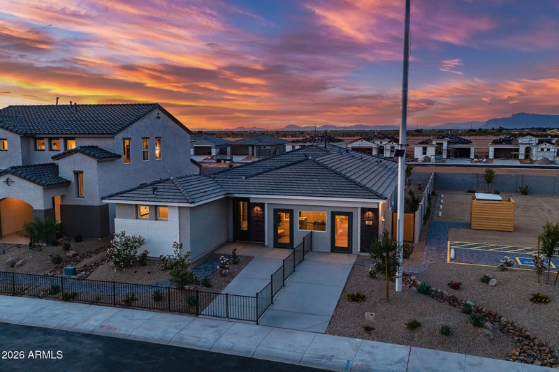 2916 Villa Ave, San Tan Valley, AZ 85143