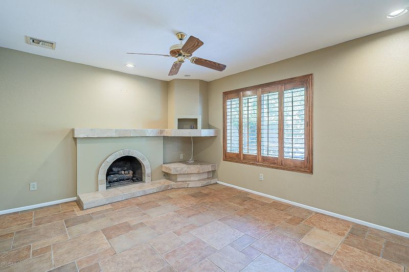 2916 E Villa Maria Dr, Phoenix, AZ 85032
