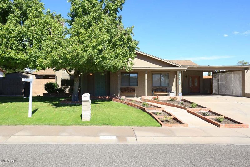 2916 E Willow Ave, Phoenix, AZ 85032