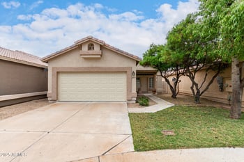 2916 Nisbet Ct, Phoenix, AZ 85032