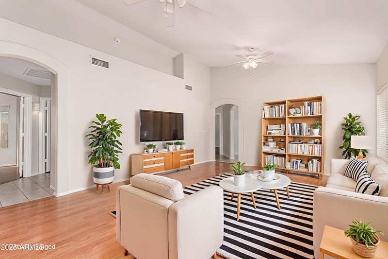 2916 Nisbet Ct, Phoenix, AZ 85032