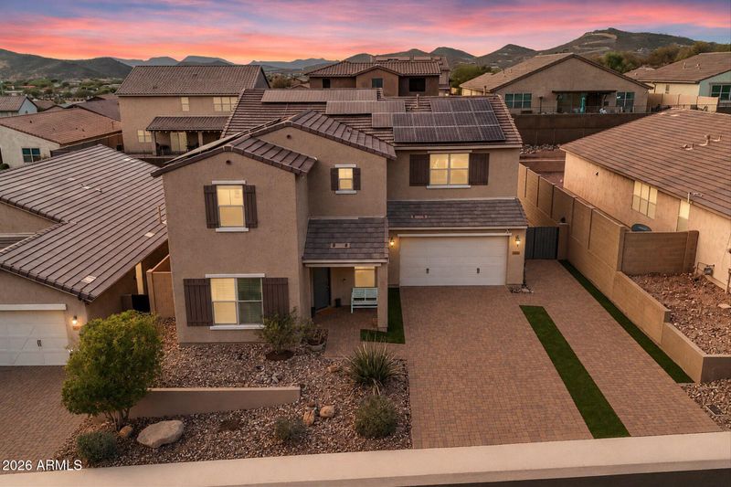 2916 W Brilliant Sky Dr, Phoenix, AZ 85085