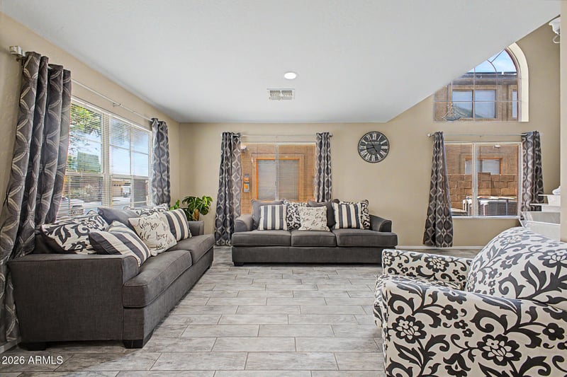 2916 Glass Ln, Phoenix, AZ 85041