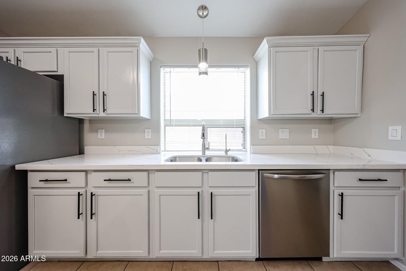 29167 Mountain View Rd, San Tan Valley, AZ 85143