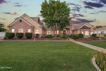 2918 Waterman Way, Gilbert, AZ 85297