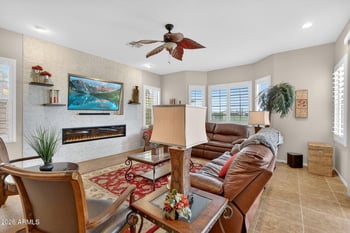 292 W Stirrup Ln, San Tan Valley, AZ 85143