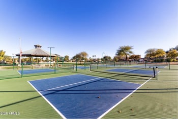 292 W Stirrup Ln, San Tan Valley, AZ 85143