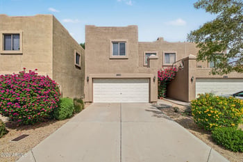 2920 E Eberle Ln, Phoenix, AZ 85032