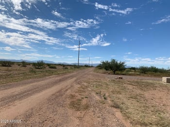 2920 Loma Alta Dr, Douglas, AZ 85607