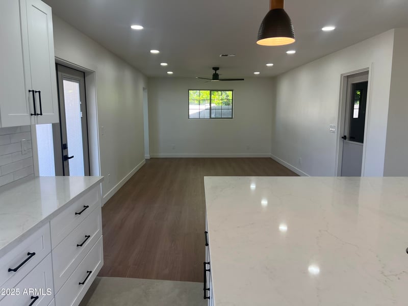 2920 Rita Ln, Tempe, AZ 85282