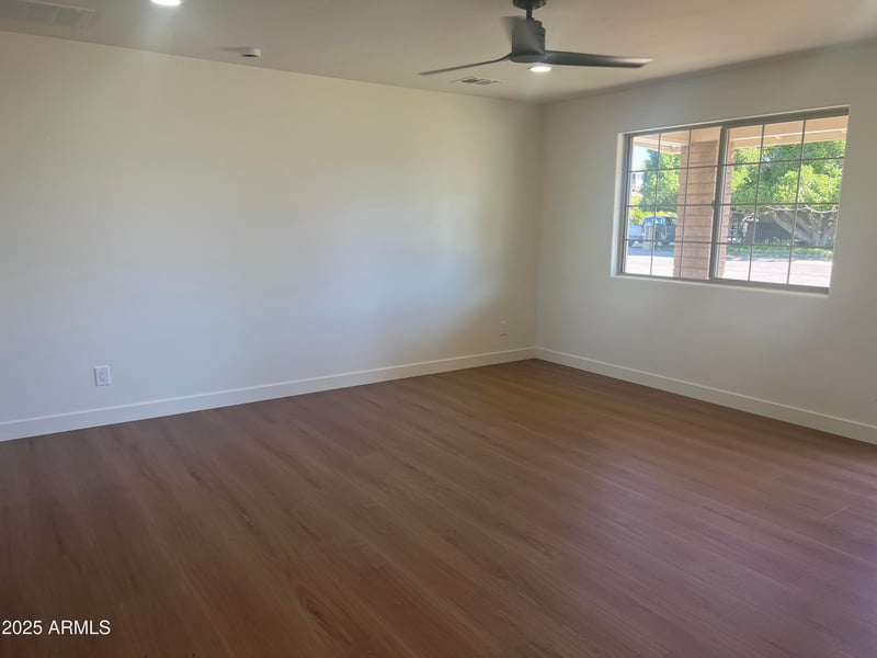 2920 Rita Ln, Tempe, AZ 85282