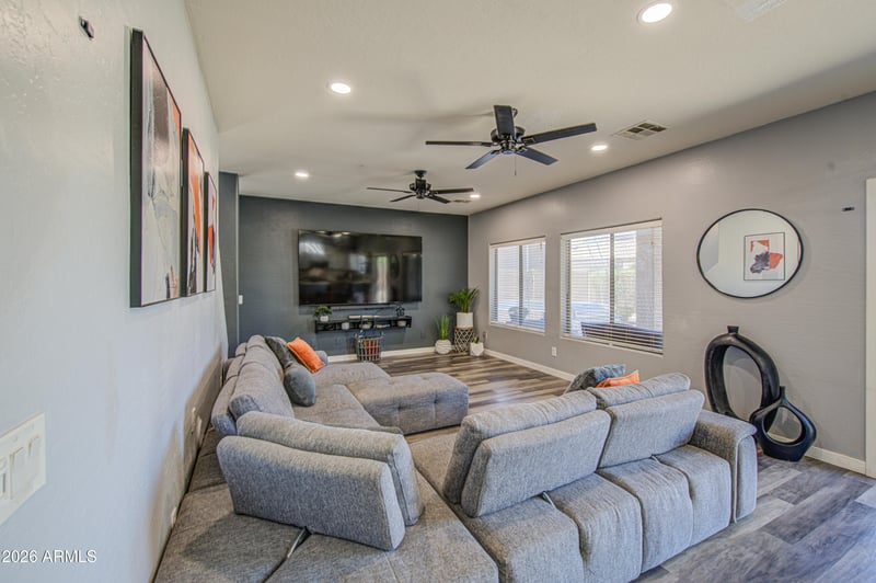 29202 N Shannon Dr, San Tan Valley, AZ 85143