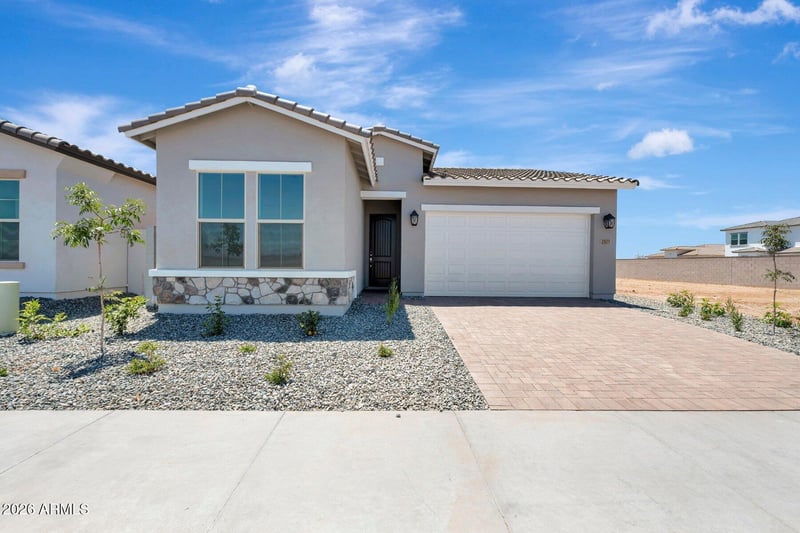 2921 Mission Ln, San Tan Valley, AZ 85140